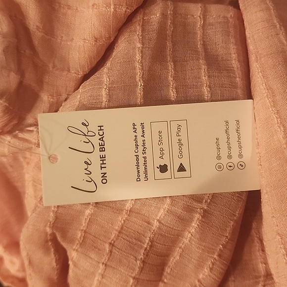 Cupshe pink ruffled short dress - Picture 4 of 4